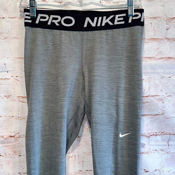Nike Pro mid rise mesh paneled leggings training ankle length grey fitted Medium - Picture 2 of 15